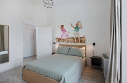 Pagani Bed & Breakfast | Room 'Camera Matrimoniale Pagani' with Shared Terrace, Wi-Fi and Air Conditioning