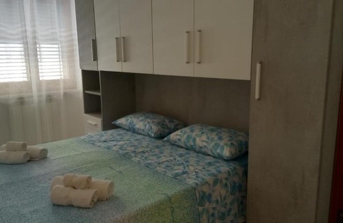 Eboli House | Room in Apartment - BB A Casa di Anto Eboli Sa vicino al Palasele