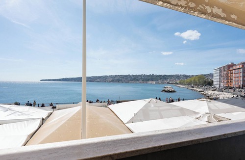 Chiaia Apartment | Room 'Junior Suite Vista Mare' with Balcony, Wi-Fi and Air Conditioning