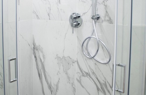 Morrona House | Room Rent Morrona