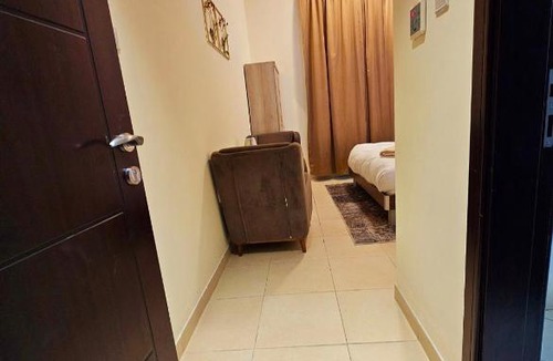 Jumeira 1 Apartment | Room with bathroom near beach walk la mer beach Oima leasing property