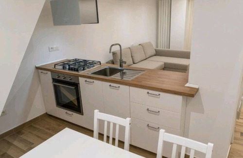Vazzano Apartment | Rosa's House apartment