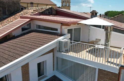Vazzano Apartment | Rosa's House Attic