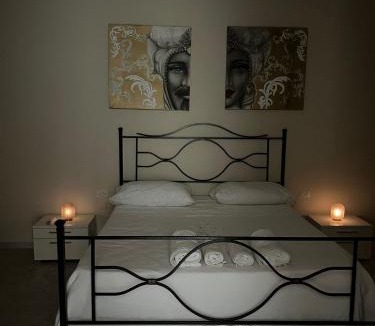 San Felice a Cancello House | Rose house