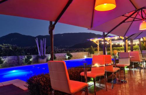 Arpaise Bed & Breakfast | Rossi&Nero Resort - servizi extra a pagamento Ristorante Piscina Sauna Spa
