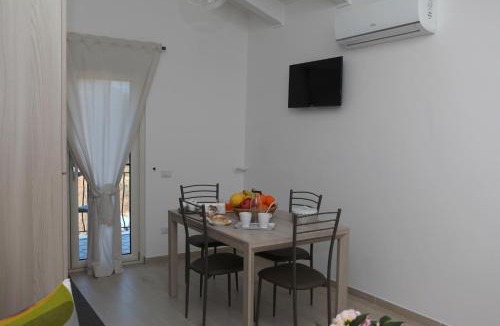 Pimonte Apartment | Rosy House - Hospitality