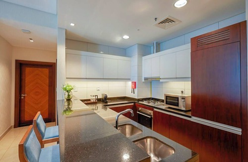 Business Bay Apartment | Royal Continental Suites
