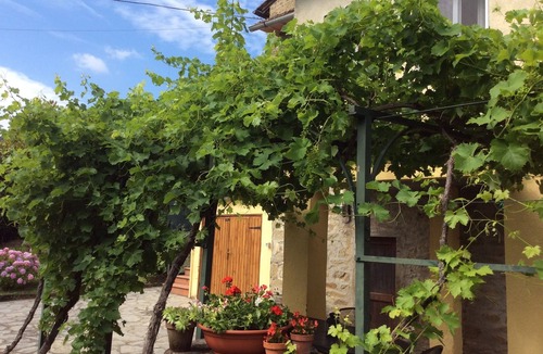 Castel San Niccolo House | Rural family house in the Casentino with exclusive pool & gardens. Pet friendly