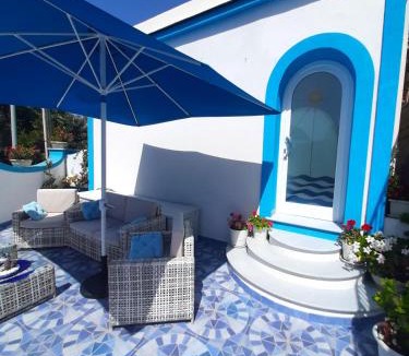 Procida House | Santa Margherita Suite - CHIAIOLELLA