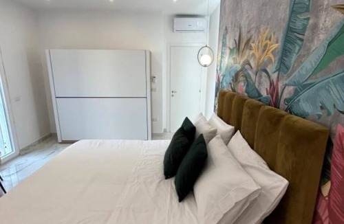 Naples Bed & Breakfast | Savior DeLuxe Rooms - Luxury Quadruple Room