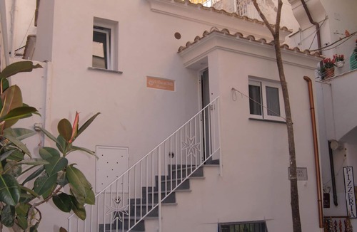 Amalfi Apartment | SCIROCCO APARTMENT - CENTER OF AMALFI WITH TERRACE