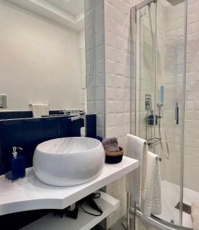 Santa Lucia Apartment | Sea Glimpse Studio - Santa Lucia
