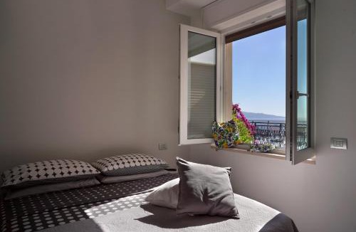 Meta Apartment | Seaside Dream View