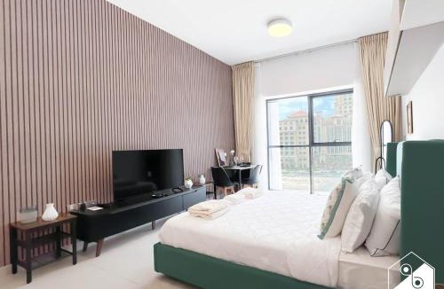 Jadaf Apartment | Serene Studio with Views in Al Waleed Garden 2