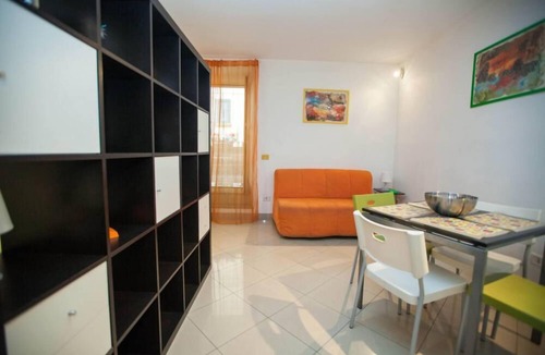 San Ferdinando Apartment | “Serra” House vacations to the center of Naples public square of the Plebiscite