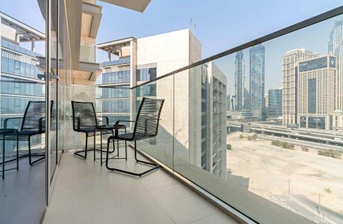 Al Safa Apartment | Silkhaus Elite 1BDR in Canal Front Tower