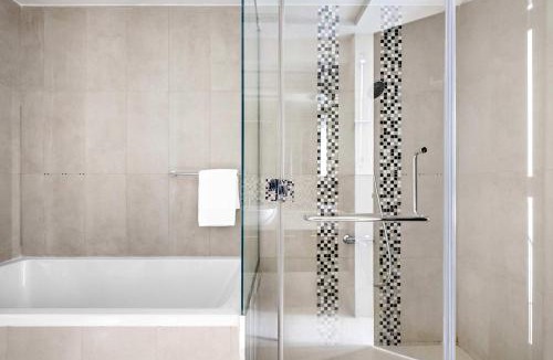 Downtown Dubai Apartment | Silkhaus stunning 1 BDR in Downtown near Business Bay