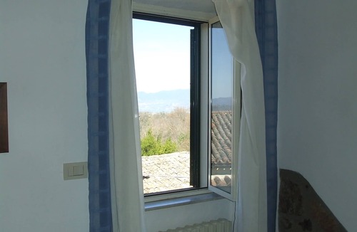 Castel Cellesi House | Silvan's Retreat in a quiet rural place in Viterbo's Province, near BAGNOREGIO