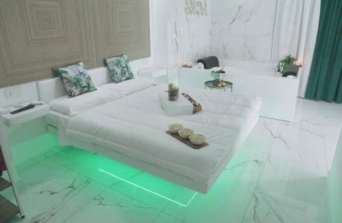 Portici House | Sisina Luxury Room Jacuzzi & Piscina