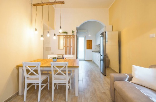 Vittorio Emanuele Apartment | Smooth Vibes at Chiaia by NapoliApartments