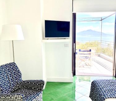 Priora House | Sorrento Garden