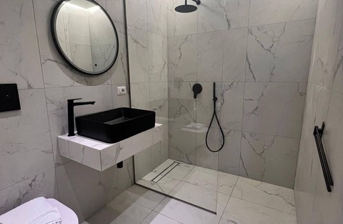 Sorrento Apartment | Sorrento Urban Alpha - Explore the best of Sorrento from this apartment in the heart of the city.