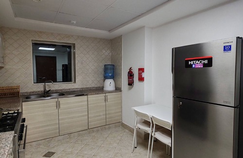 Al Khan Apartment | Spacious Apartment with AC, WiFi in Sharjah and direct access to Dubai