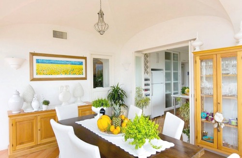 Meta Apartment | Spacious & elegant three-bedroom apartment for up to 7 people near Sorrento