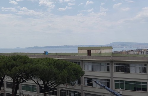 Ercolano Apartment | Spacious fourth floor apartment in Torre del Greco 3 bedrooms 1 bathroom and kitchen