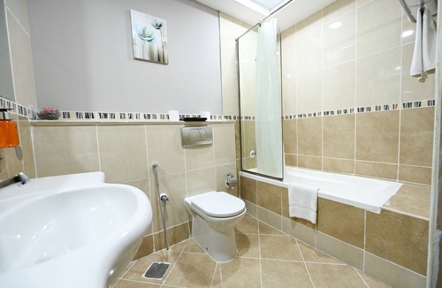 Bur Dubai Apartment | Spacious Furnished 3BRApt Offer -Wi-Fi Parking