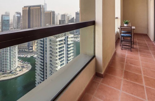 Dubai Marina Apartment | Spacious & Modern 4BR in JBR with Marina Views