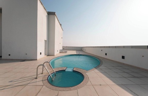 Jumeirah Lake Towers Apartment | Spacious Studio apartment in the Heart of JLT