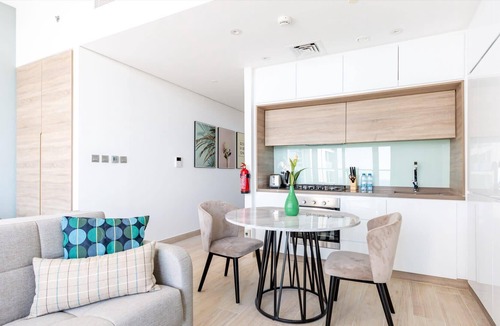Dubai Marina Apartment | Spacious Studio in Dubai Marina with Marina Views