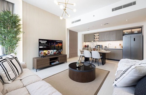 Downtown Dubai Apartment | Spectacular Boulevard View | Burj Crown | Opposite Dubai Mall