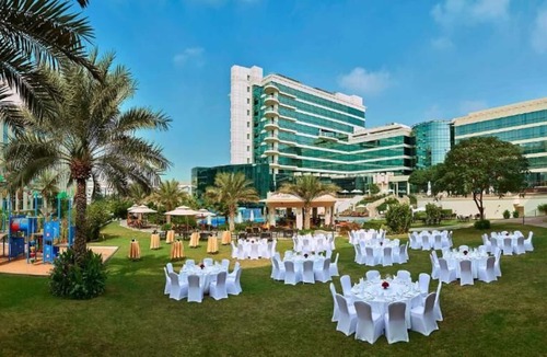 Garhoud House | Standard Room Near Garhoud Football Club