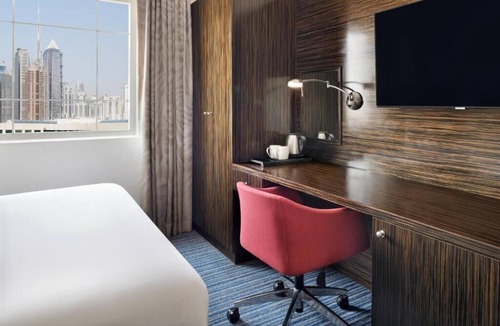 Al Wasl Apartment | Standard Room Near Safa Park with Free Breakfast