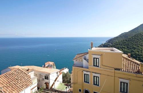 Raito House | Starhost - CASA BETTINA enchanting seaview