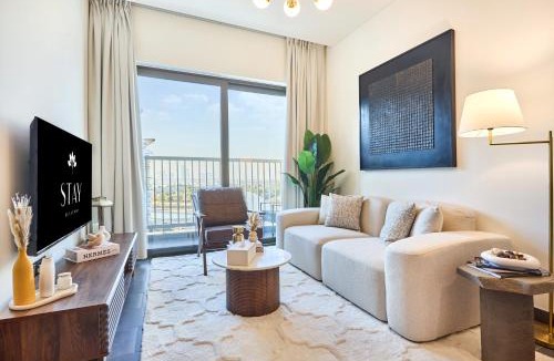 Nad Al Sheba Apartment | STAY BY LATINEM Luxury 1BR Holiday Home CB 607 Near Burj Khalifa
