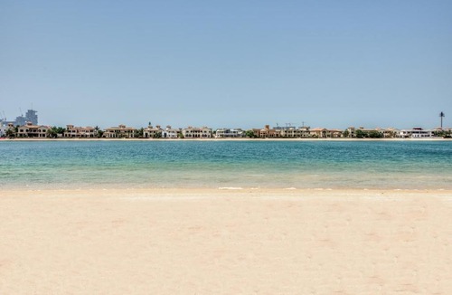 Palm Jumeirah Villa | Stella Stays Incredible 4 BDR Palm Villa Beach Private Pool