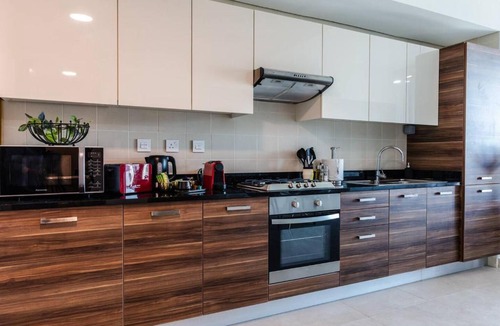 Dubai Marina Apartment | Stella Stays Stylish 1 BDR Dubai JBR Beach Netflix