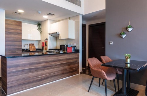 Dubai Marina Apartment | Stella Stays Vibrant 1 BDR Dubai JBR Beach Netflix