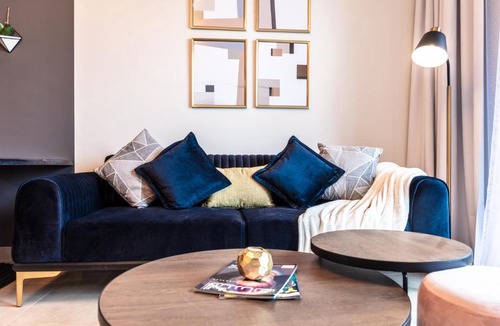 Dubai Marina Apartment | Stella Stays Vibrant 1 BDR Dubai JBR Beach Netflix