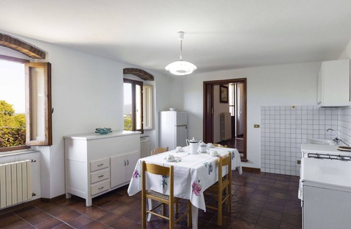 Ponte Buriano House | Stunning private villa for 4 people with TV, terrace and pets allowed