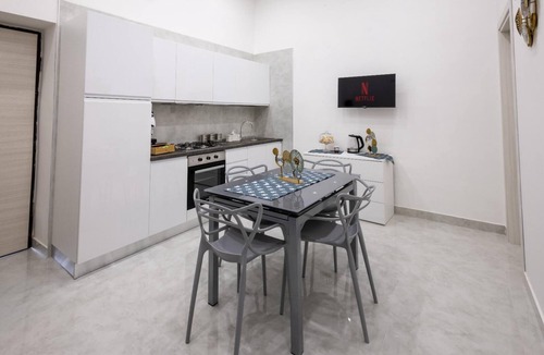 Afragola Apartment | Studio apartment 1 sleeps 5 Afragola (Na)