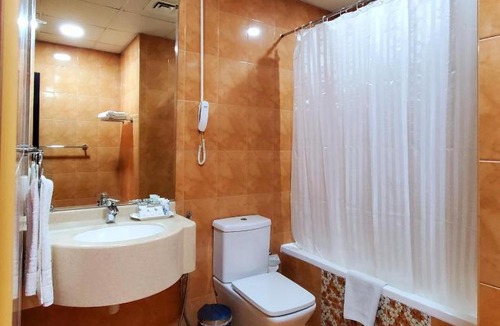 Al Barsha 1 Apartment | Studio Apartment Near Mashreq Metro Station By Luxury Bookings AH