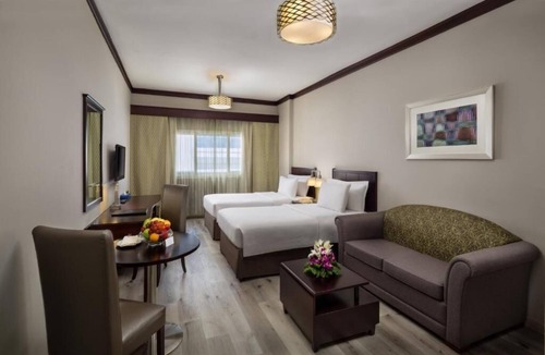 Al Mankhool Apartment | Studio Apartment w/Twin Beds close to BurJuman Mall Bur Dubai