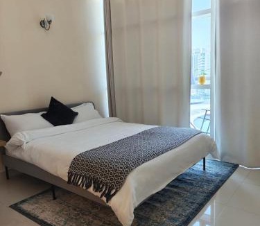 Dubai Sports City Apartment | Studio in the heart of Sports City -great view & amenities!