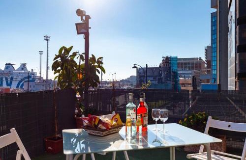 Historical Center Apartment | Studio with sea view furnished terrace and wifi at Napoli 3 km away from the beach