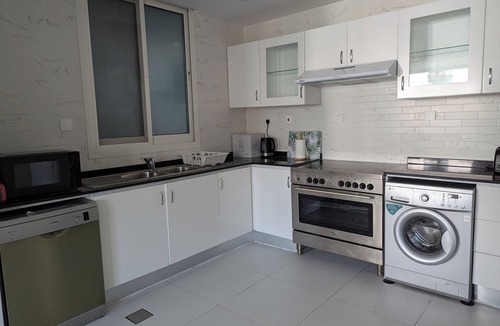 Jumeirah Lake Towers Apartment | Stunning 2 Bed Room Apartment with Full Marina View. Great Location Near Metro