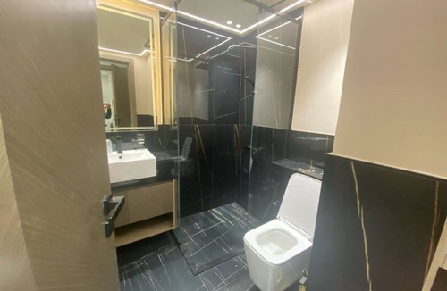 Business Bay Apartment | Stunning 2BR APT with Spa, Pool, Gym, Playground